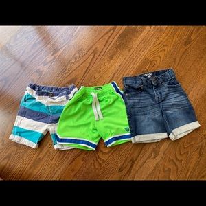 Lot of 3 boys 3T shorts